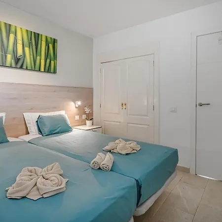 Apartment Main Floor Heated Pool Aircon Wifi Costa Adeje (Tenerife)