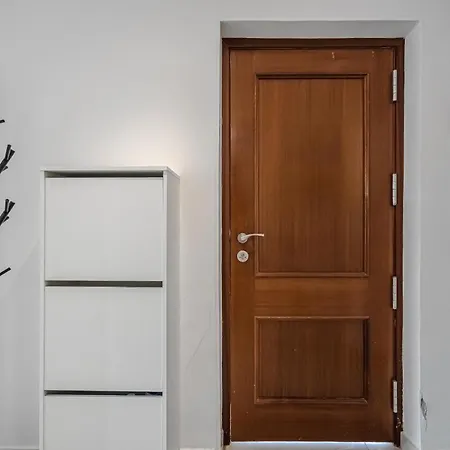 Appartement Main Floor Heated Pool Aircon Wifi *